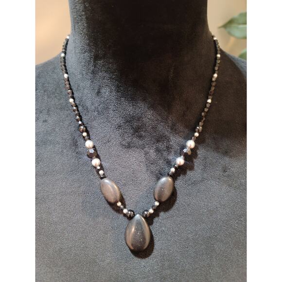 Women's Black Beaded Necklace With Teardrop Pendant And Lobster Clasp Lock - Picture 2 of 5